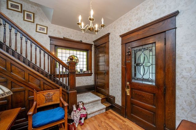 540 Park Rd, Ambridge, PA 15003