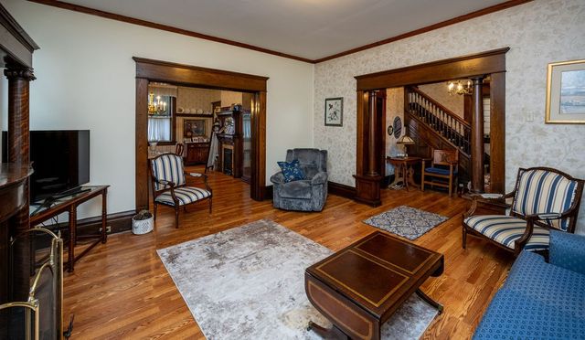 540 Park Rd, Ambridge, PA 15003