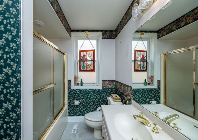 540 Park Rd, Ambridge, PA 15003
