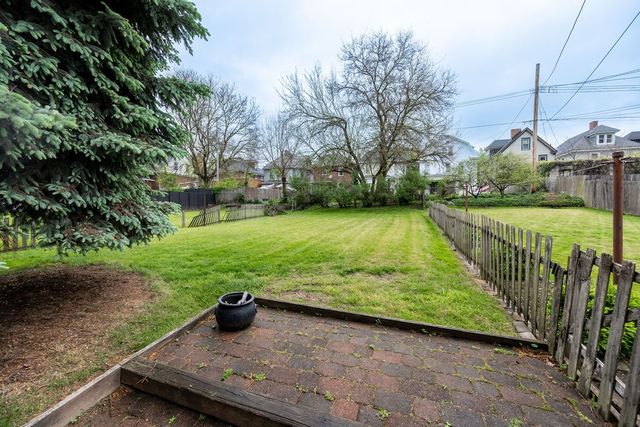 540 Park Rd, Ambridge, PA 15003