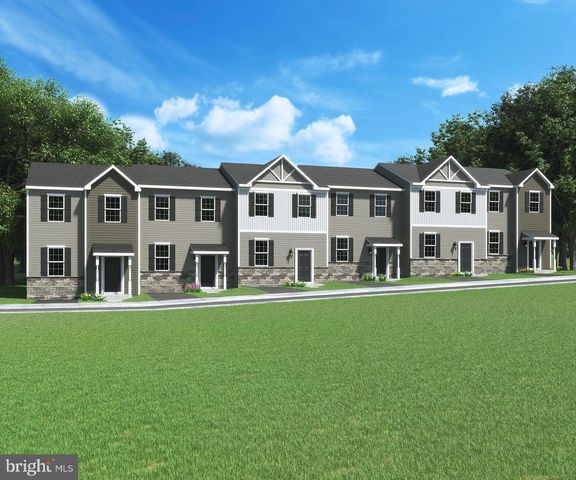 117 HOLSTEIN DR #164, Hanover, PA 17331