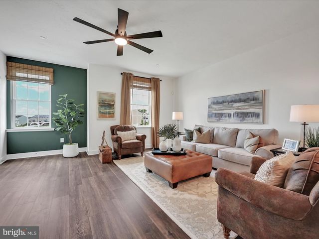 117 HOLSTEIN DR #164, Hanover, PA 17331