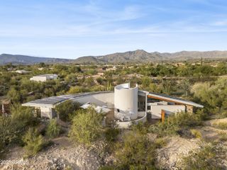 7915 E PRIMROSE Path, Carefree, AZ 85377