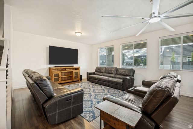 6076 S 4400 W, Hooper, UT 84315