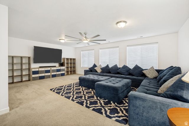 6076 S 4400 W, Hooper, UT 84315