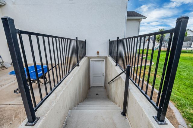 6076 S 4400 W, Hooper, UT 84315