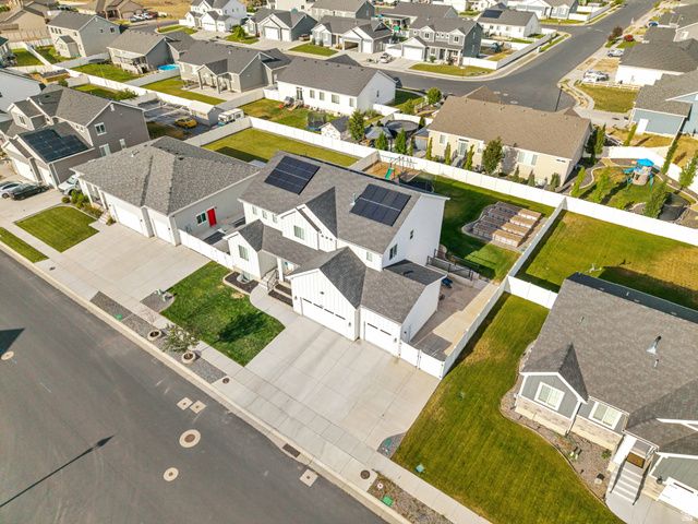 6076 S 4400 W, Hooper, UT 84315