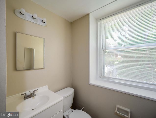 7737 GREYMONT ST, Landover, MD 20785