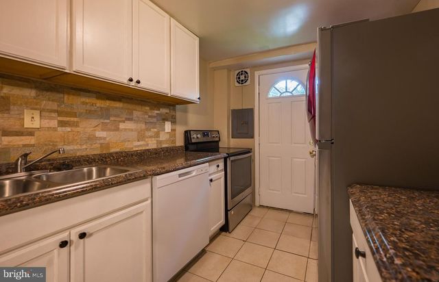 7737 GREYMONT ST, Landover, MD 20785