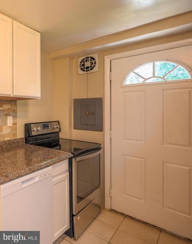 7737 GREYMONT ST, Landover, MD 20785