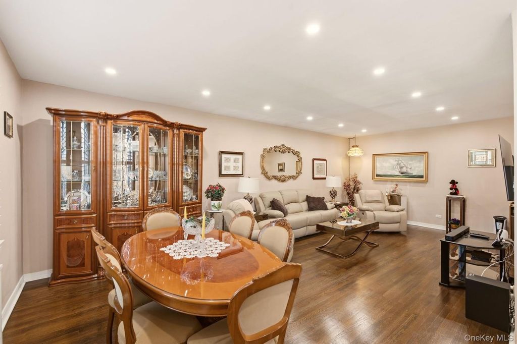 162-41 Powells Cove Boulevard 4S, Whitestone, NY 11357 — photo 5
