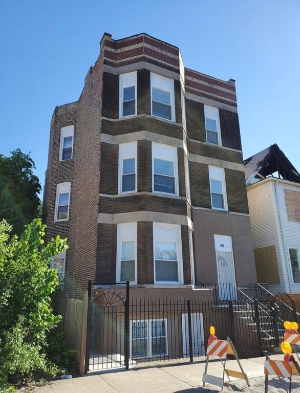 943 W 59th Street 3, Chicago, IL 60621