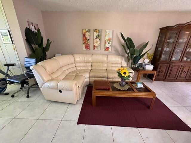 950 NW 80TH Avenue 201, Margate, FL 33063