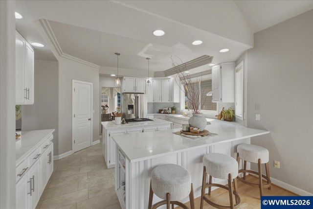 2745 Upper Breckenridge Lp NW, Salem, OR 97304