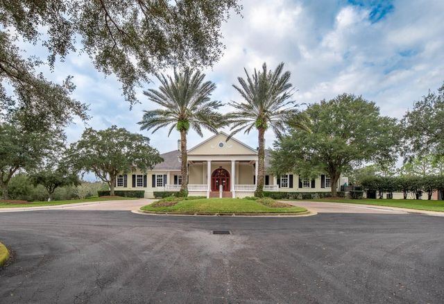 3926 SOUTHERN VALLEY LOOP, Brooksville, FL 34601