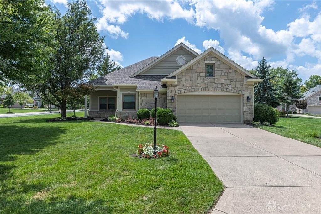 1010 Villa Vista Place, Dayton, OH 45458