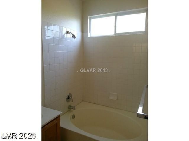 10372 Pink Cloud Court, Las Vegas, NV 89129