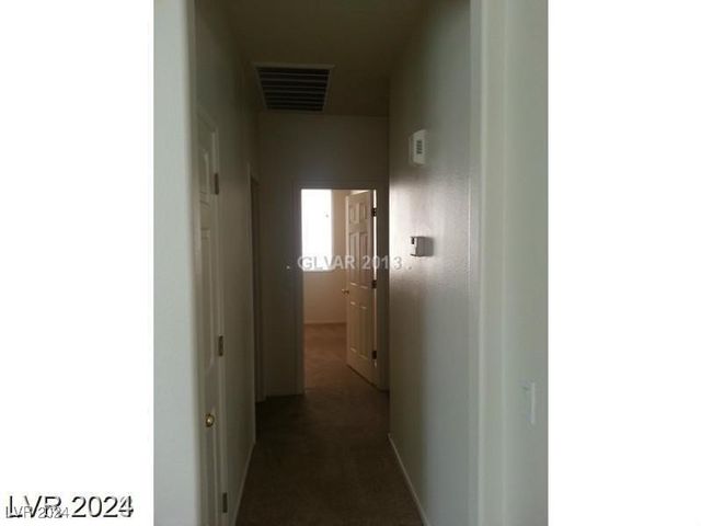 10372 Pink Cloud Court, Las Vegas, NV 89129