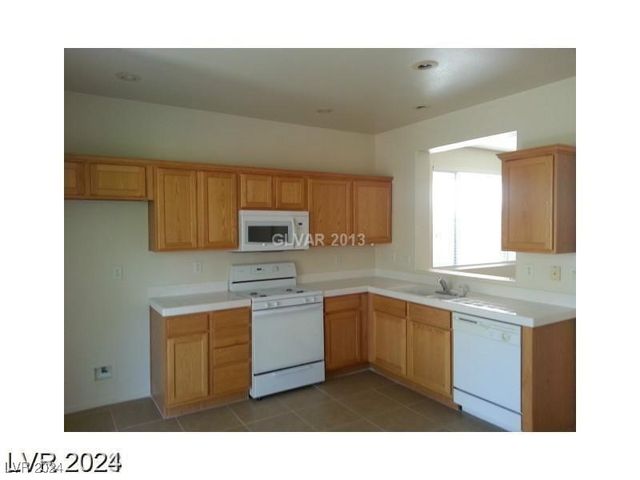 10372 Pink Cloud Court, Las Vegas, NV 89129