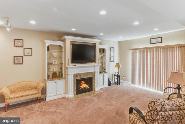 703 SYCAMORE CT, Laurel Springs, NJ 08021