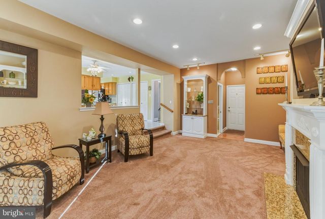 703 SYCAMORE CT, Laurel Springs, NJ 08021