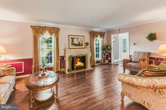 703 SYCAMORE CT, Laurel Springs, NJ 08021