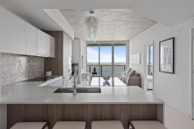 2900 NE 7th Avenue 4205, Miami, FL 33137