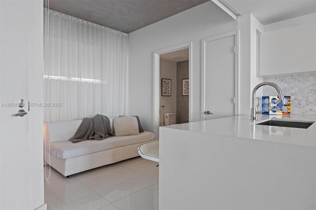 2900 NE 7th Avenue 4205, Miami, FL 33137