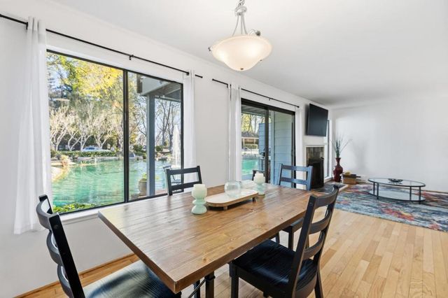 905 W Middlefield Road 975, Mountain View, CA 94043