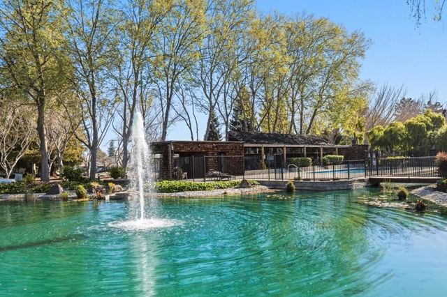 905 W Middlefield Road 975, Mountain View, CA 94043