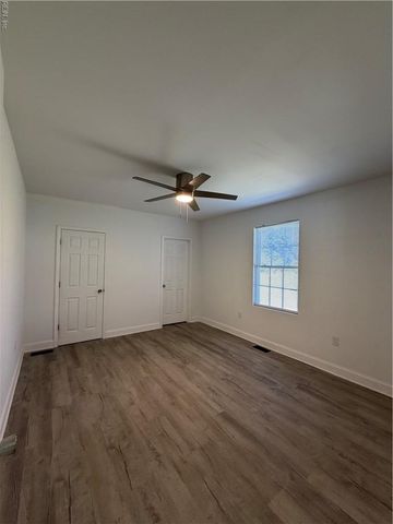 310 Barrett ST, Franklin, VA 23851