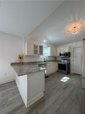 310 Barrett ST, Franklin, VA 23851