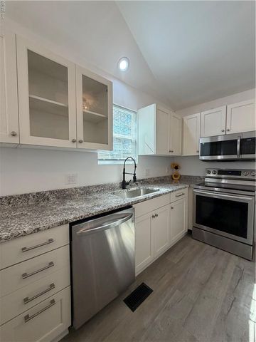 310 Barrett ST, Franklin, VA 23851