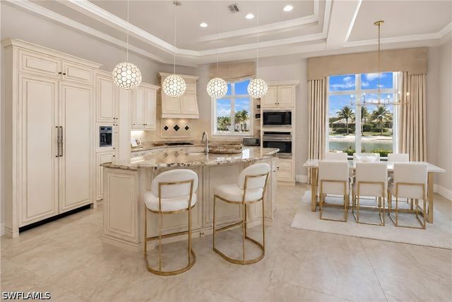 11777 Via Savona CT, Miromar Lakes, FL 33913