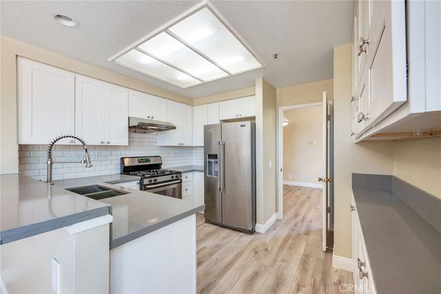 104 Cartier Aisle, Irvine, CA 92620