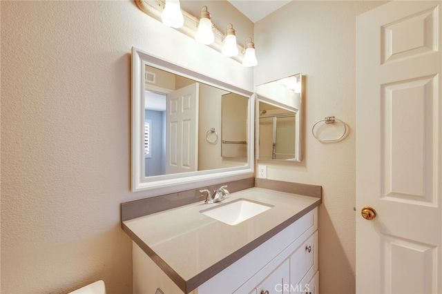 104 Cartier Aisle, Irvine, CA 92620