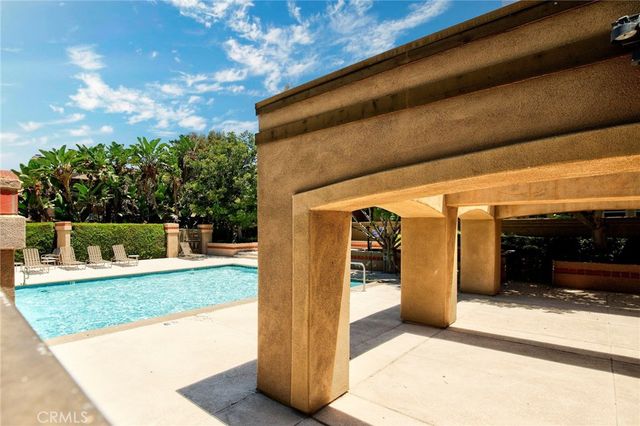 104 Cartier Aisle, Irvine, CA 92620