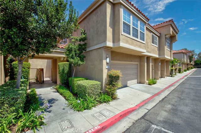 104 Cartier Aisle, Irvine, CA 92620