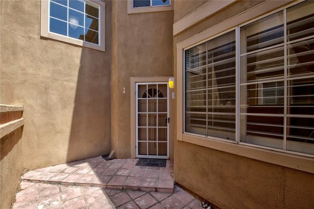 104 Cartier Aisle, Irvine, CA 92620