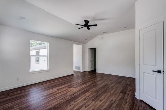 4307 Copeland Street, Dallas, TX 75210