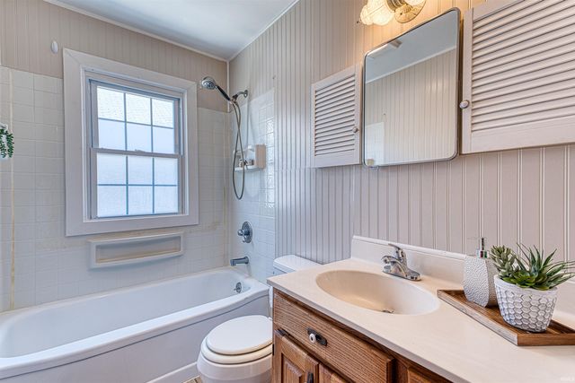 2022 Harding Avenue, Evansville, IN 47711