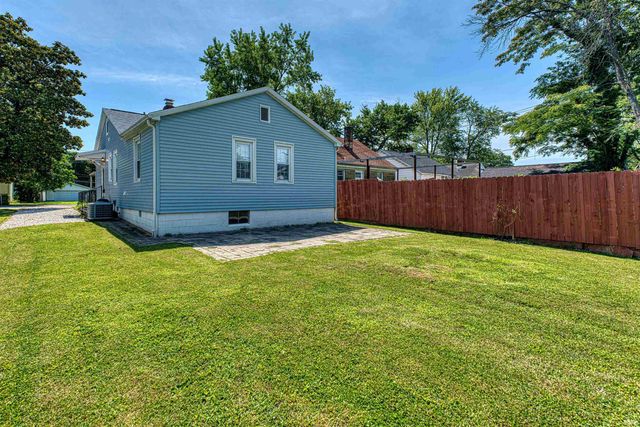 2022 Harding Avenue, Evansville, IN 47711