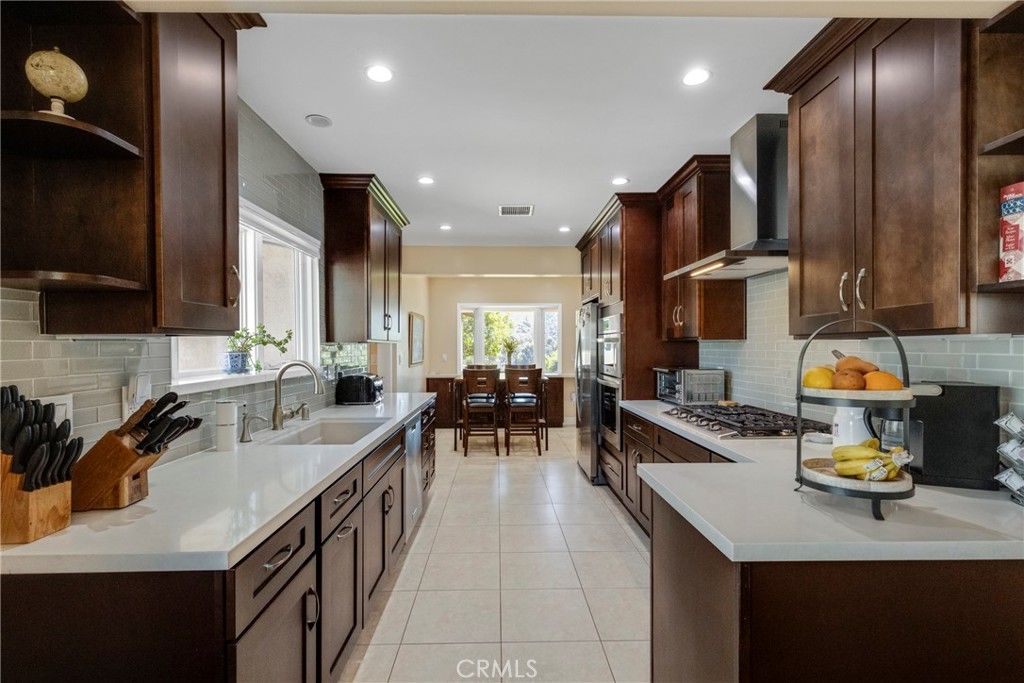 10070 Barling Street, Shadow Hills, CA 91040 — photo 4