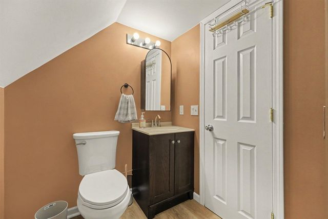 1355 Valley, Grand Rapids, MI 49504