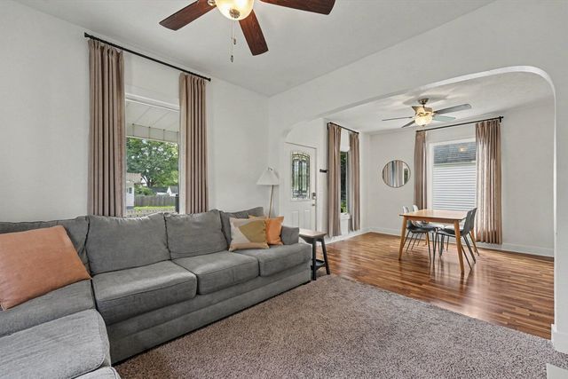 1355 Valley, Grand Rapids, MI 49504