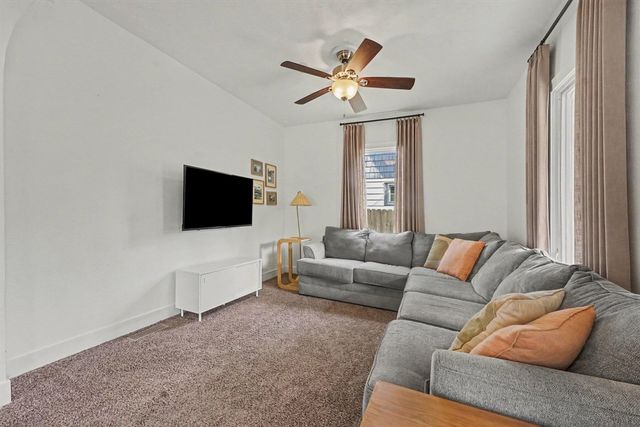 1355 Valley, Grand Rapids, MI 49504