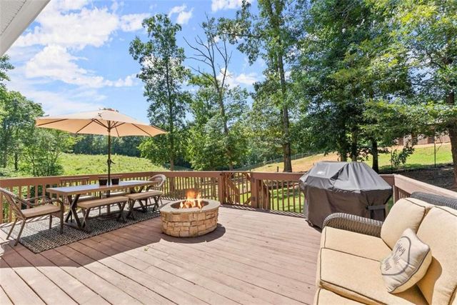 149 Ratcliff Drive, Dawsonville, GA 30534