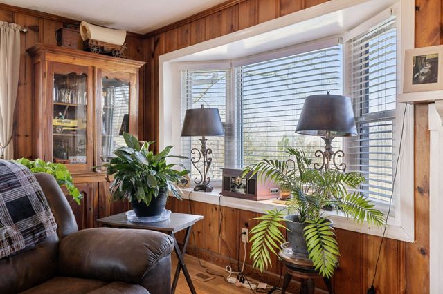 155 W Piney Rd, Dickson, TN 37055