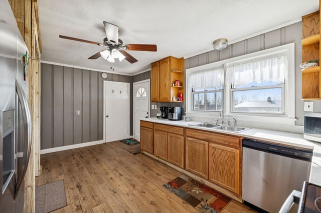 155 W Piney Rd, Dickson, TN 37055