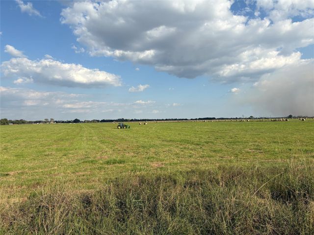 4282 S Thompson Road Road S, Beaumont, TX 77713